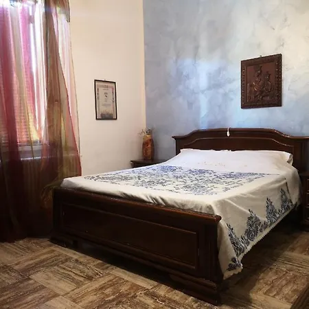 Casa Raffaello Castiglione dʼOrcia
